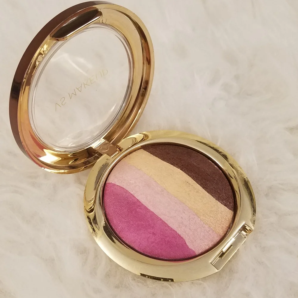 🆕️RARE 🆕 VICTORIA SECRET BAKED SHADOW QUAD